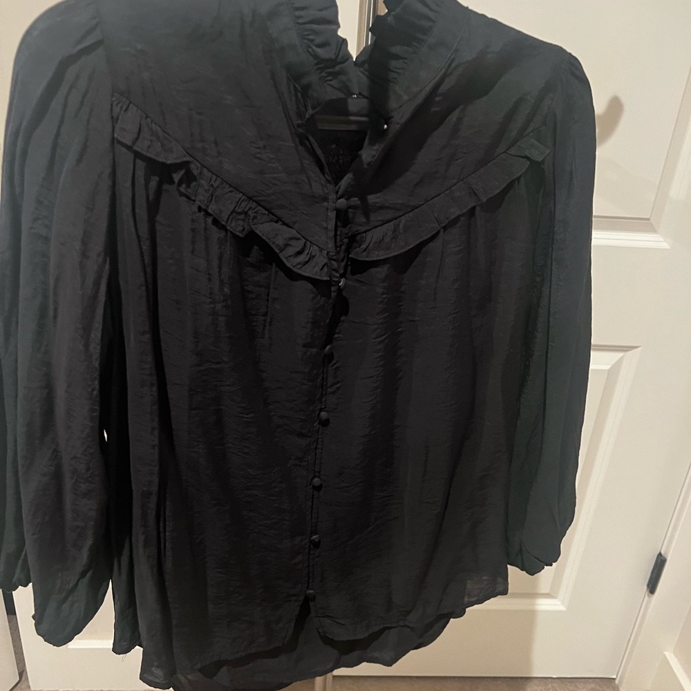Fate Black Ruffled Blouse